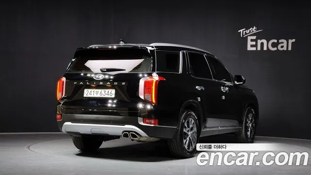 Hyundai Palisade Palisade Дизель 2.2 2WD — Фото автомобиля 2