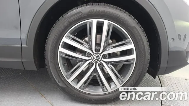 Volkswagen Tiguan Tiguan 2 поколение 2.0 TDI Prestige — Фото автомобиля 16