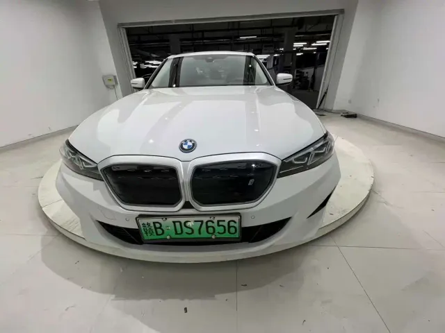 BMW i3 — Фото автомобиля 29