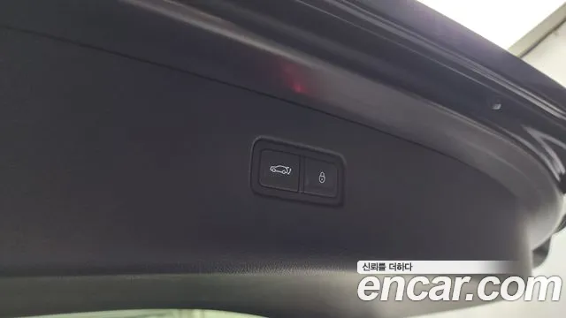 Genesis GV80 2.5T Бензин AWD — Фото автомобиля 30