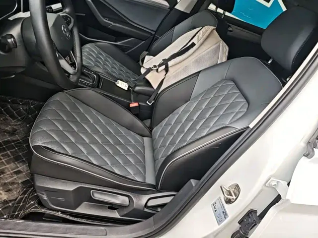 Volkswagen Sagitar — Фото автомобиля 13