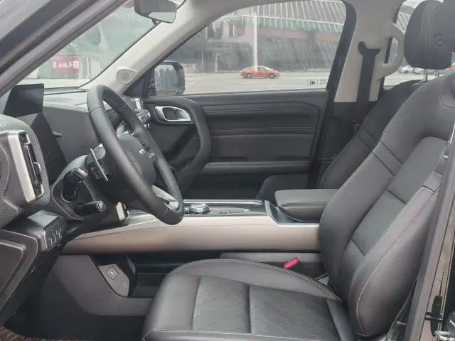 Haval Big Dog — Фото автомобиля 6