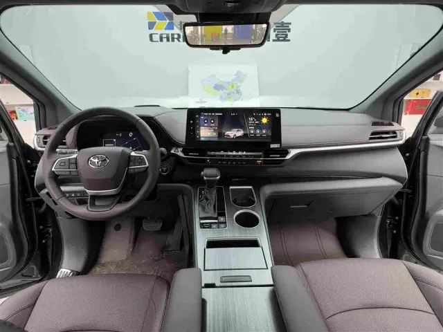 Toyota Granvia — Фото автомобиля 13
