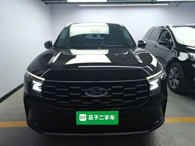 Ford Edge — Фото автомобиля 2