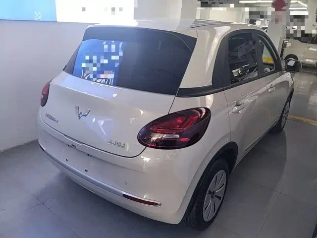 Wuling Bingo — Фото автомобиля 6