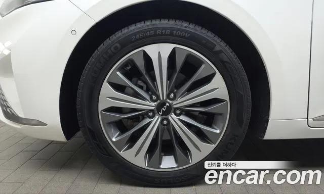 Kia K8 Hybrid — Фото автомобиля 5