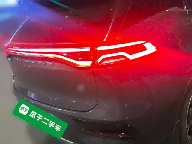 BYD Tang — Фото автомобиля 6