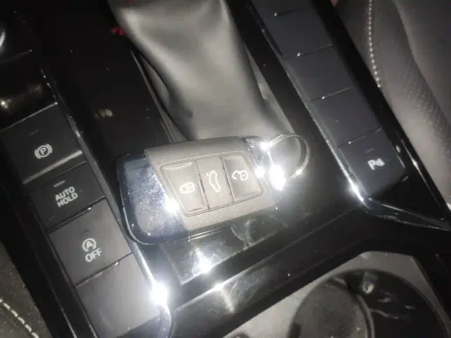 Volkswagen Passat 2024 380TSI Dragon Soaring Edition — Фото автомобиля 8