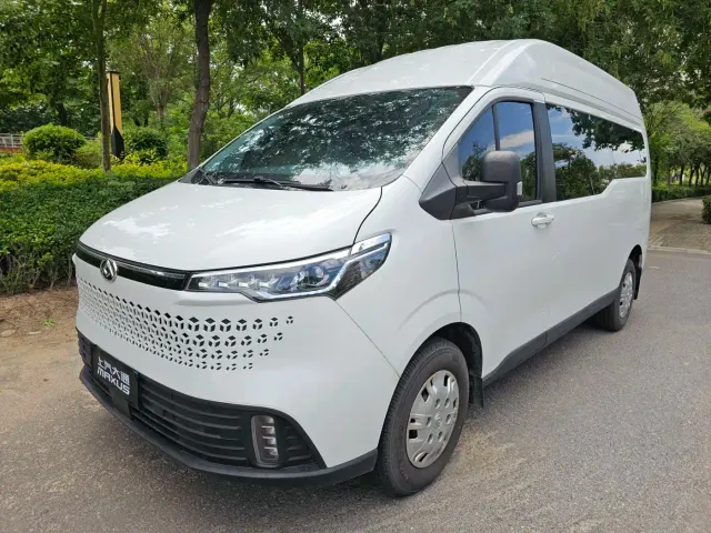 Фотография автомобиля — Maxus Xintu V70