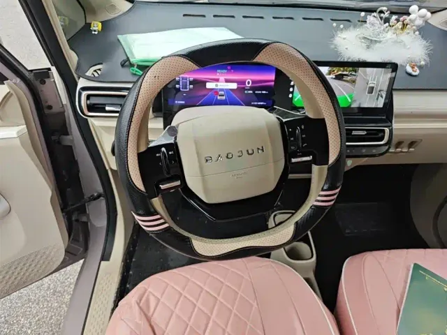Baojun KiWi EV — Фото автомобиля 2