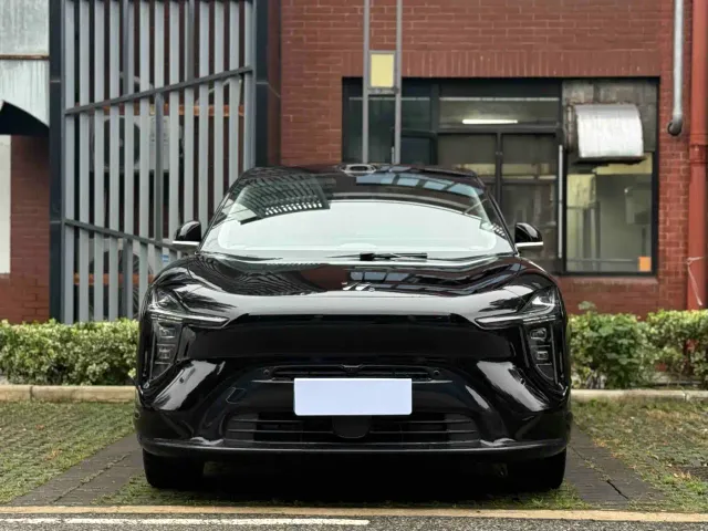 IM Motors LS6 — Фото автомобиля 2