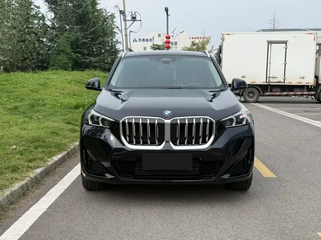 BMW X1 — Фото автомобиля 3