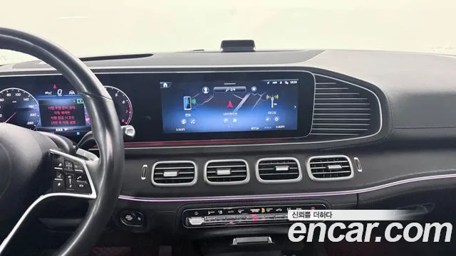 Mercedes-Benz GLE-Class — Фото автомобиля 16