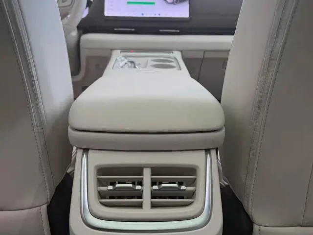 Haval Xiaolong MAX — Фото автомобиля 17