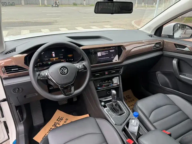 Volkswagen Tharu — Фото автомобиля 9