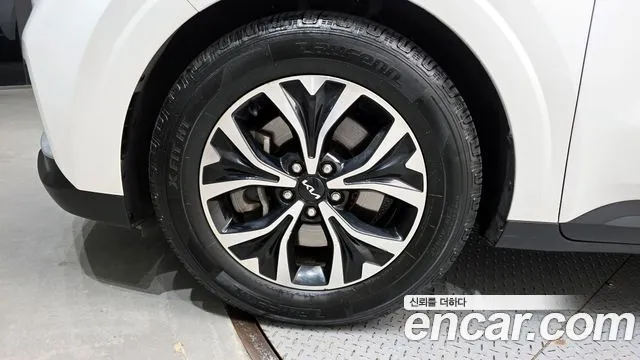 Kia Canival Carnival 4 поколение Бензин 9 мест Prestige — Фото автомобиля 5