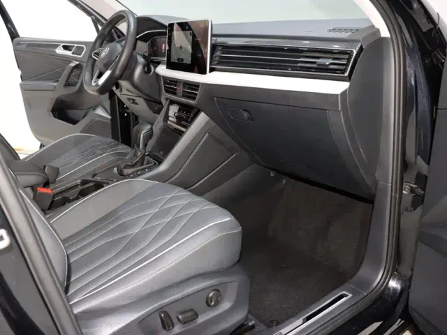 Volkswagen Tiguan L — Фото автомобиля 8