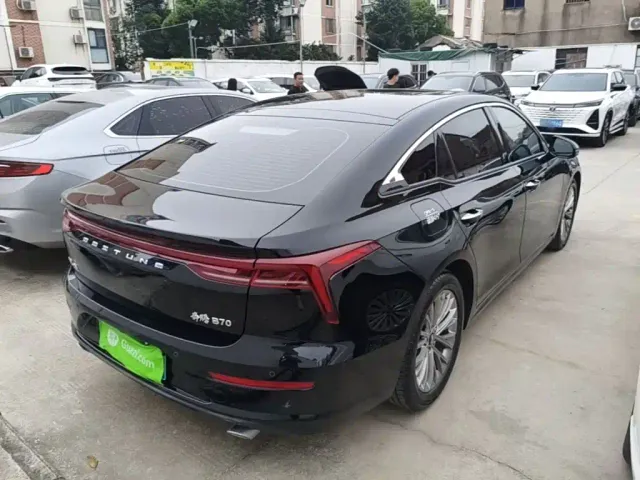 Bestune B70 — Фото автомобиля 6