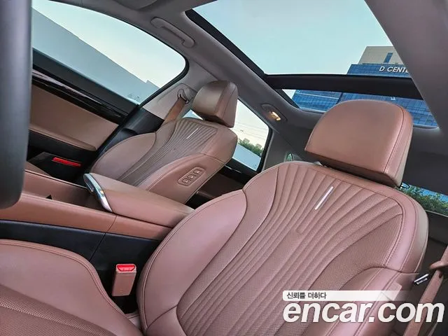 Hyundai Grandeur GN7 — Фото автомобиля 15