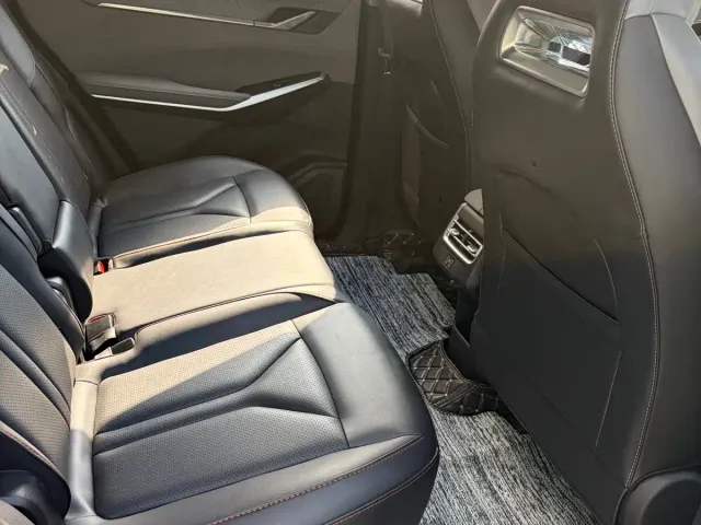 Changan CS75 Plus — Фото автомобиля 9
