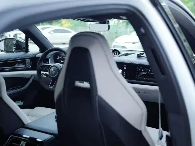 Porsche Panamera — Фото автомобиля 5