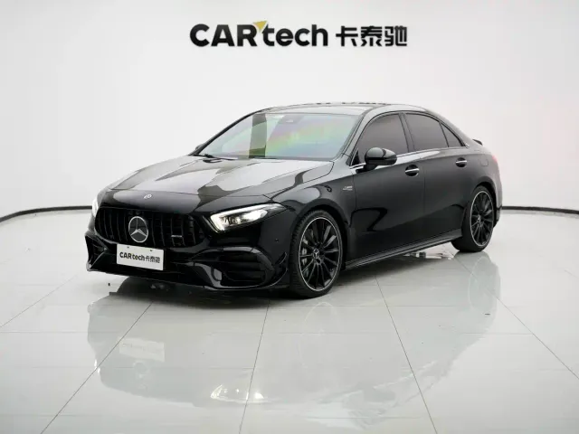 Фотография автомобиля — Mercedes-Benz A-Class AMG