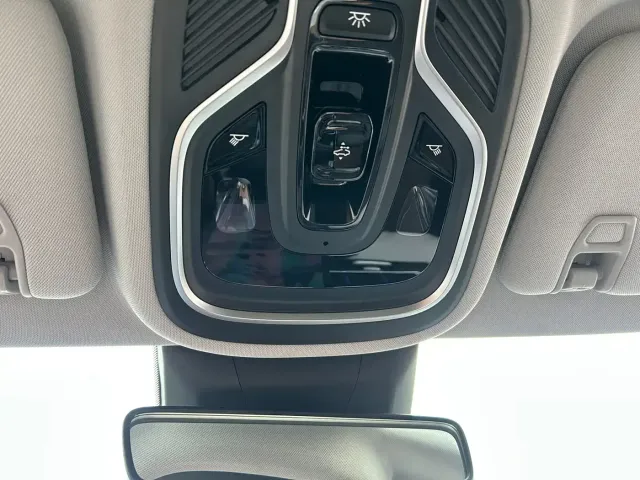 Geely Boyue L 2023 1.5TD DCT Glory Edition — Фото автомобиля 11