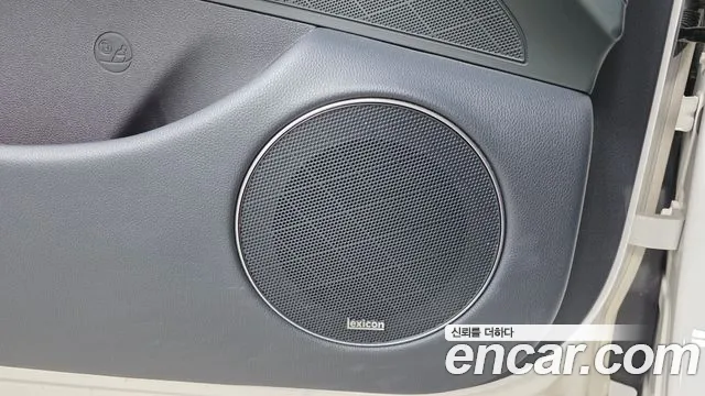 Genesis GV70 Electrified GV70 — Фото автомобиля 28