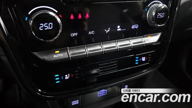 KG_Mobility_Ssangyong TIBOLI Very New Tivoli Бензин 1.5 2WD — Фото автомобиля 16