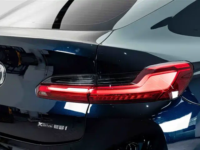 BMW X4 — Фото автомобиля 8