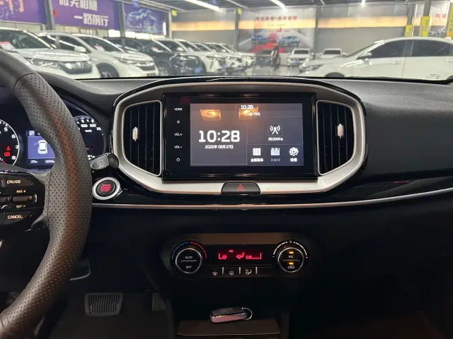 Kia KX1 — Фото автомобиля 8