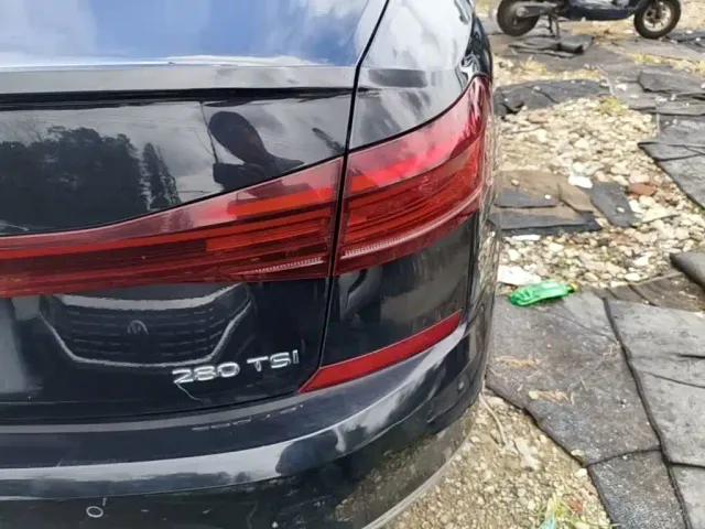 Volkswagen Passat — Фото автомобиля 7