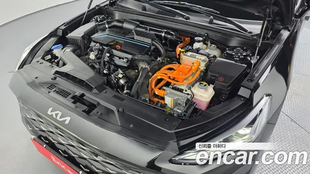 Kia K8 Hybrid — Фото автомобиля 9
