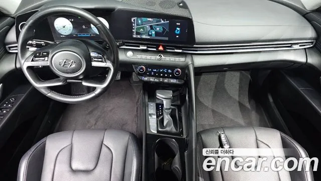 Hyundai Avante CN7 — Фото автомобиля 10