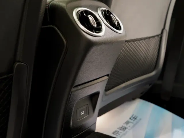 Mercedes-Benz A-Class — Фото автомобиля 12