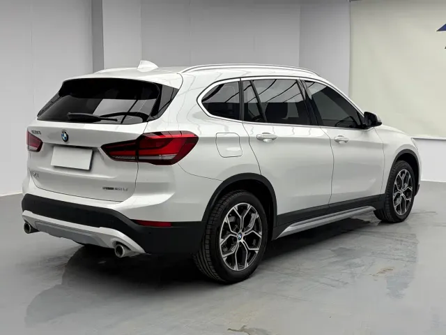 BMW X1 — Фото автомобиля 18