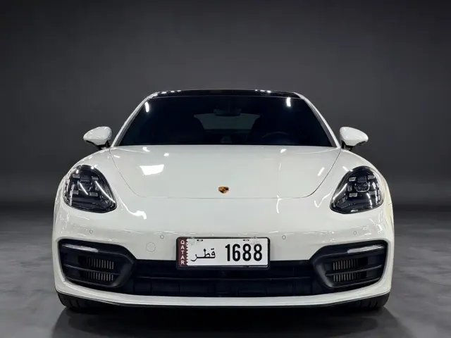 Porsche Panamera — Фото автомобиля 2