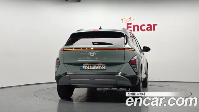 Hyundai Kona SX2 — Фото автомобиля 3