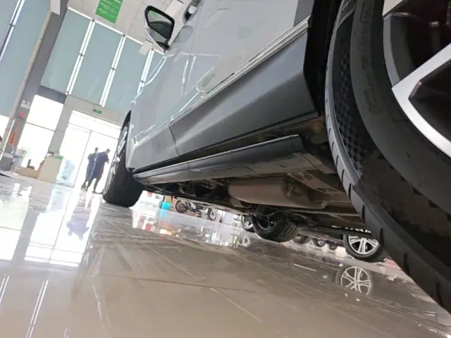 GAC Trumpchi GS8 — Фото автомобиля 21