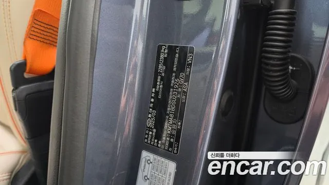Genesis GV70 2.5T Бензин AWD — Фото автомобиля 8