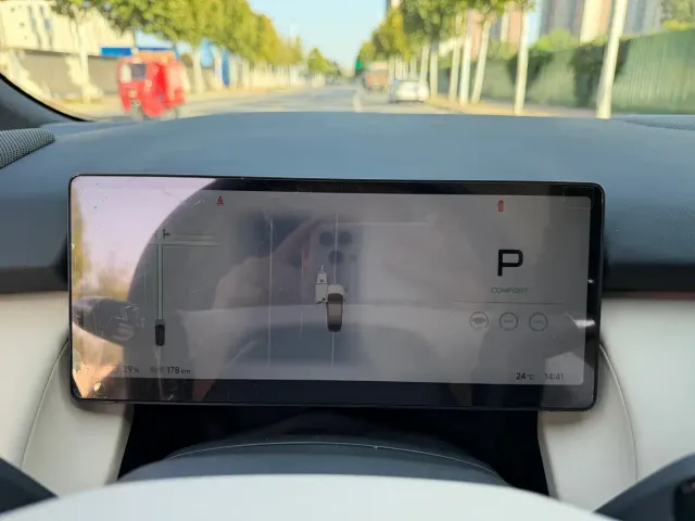 Xpeng P7+ — Фото автомобиля 13
