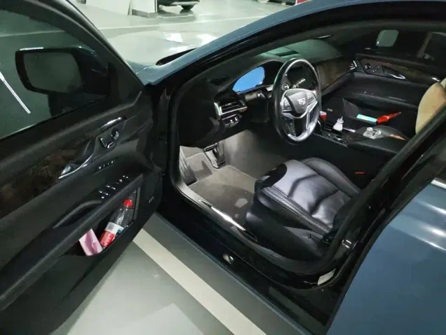 Cadillac CT6 — Фото автомобиля 17