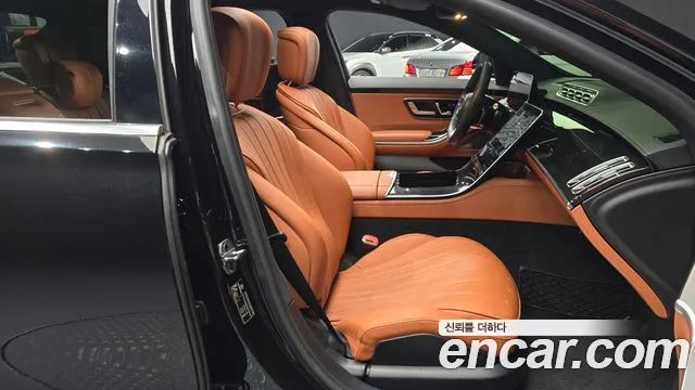 Mercedes-Benz S-Class — Фото автомобиля 25