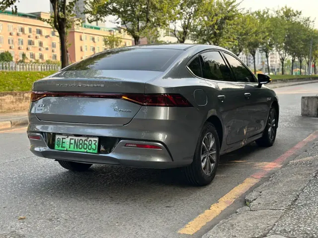 BYD Qin PLUS — Фото автомобиля 7