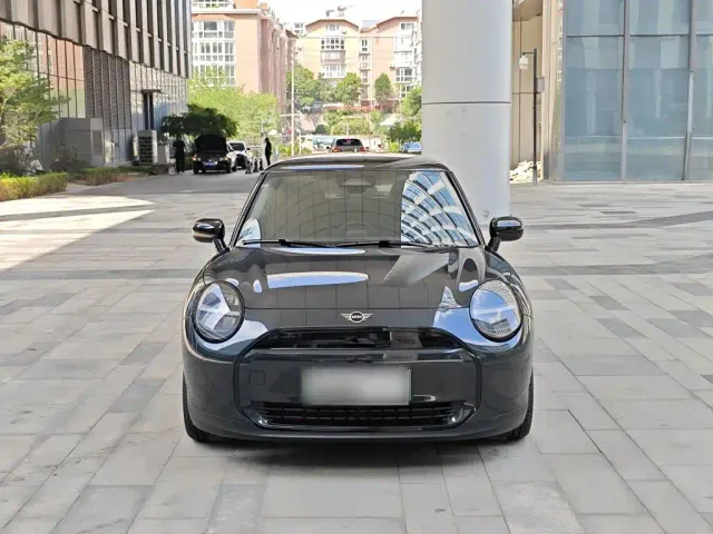 MINI Cooper — Фото автомобиля 19