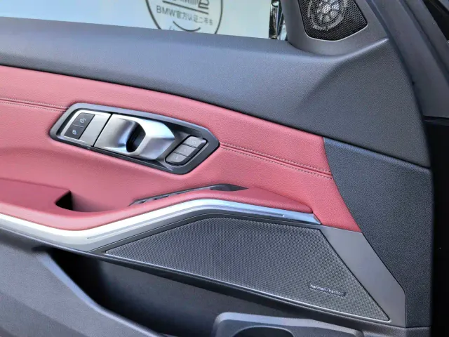 BMW 3 Series — Фото автомобиля 10