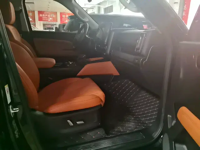 Haval H9 — Фото автомобиля 15