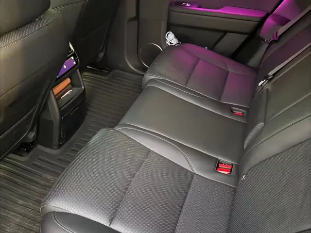 Li Auto L6 — Фото автомобиля 7
