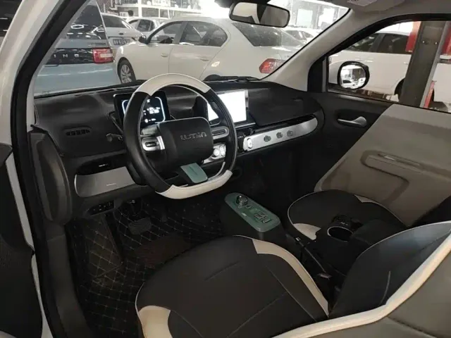 Changan Lumin — Фото автомобиля 14