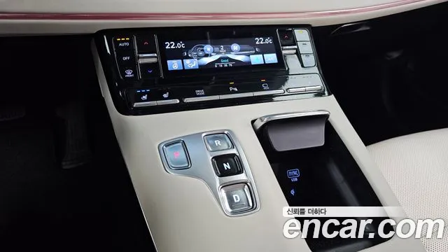 Hyundai Grandeur New — Фото автомобиля 12